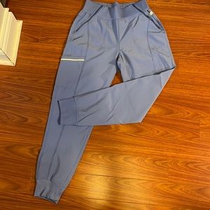 Scrub Joggers, by infinity size small
